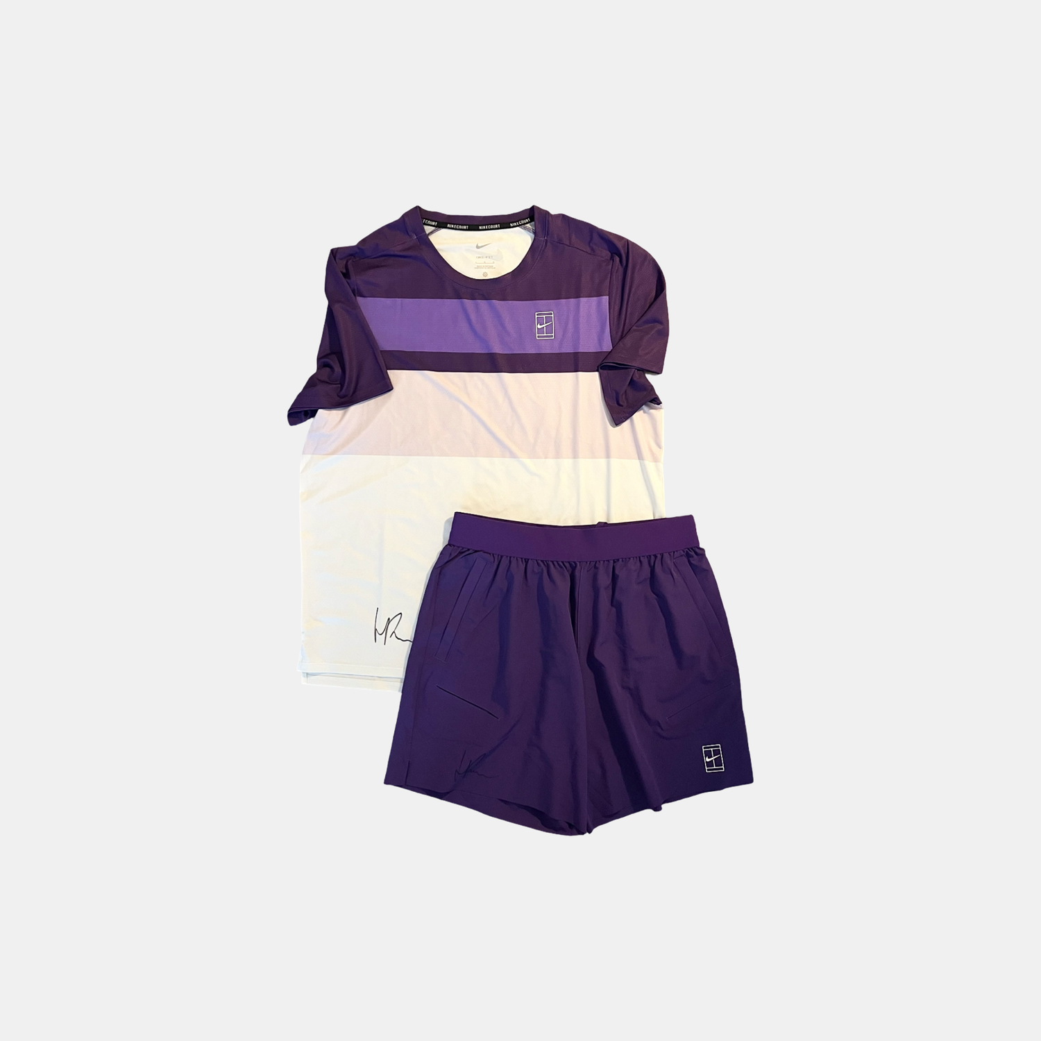 Signed outfit Shirt White/Purple + purple shorts