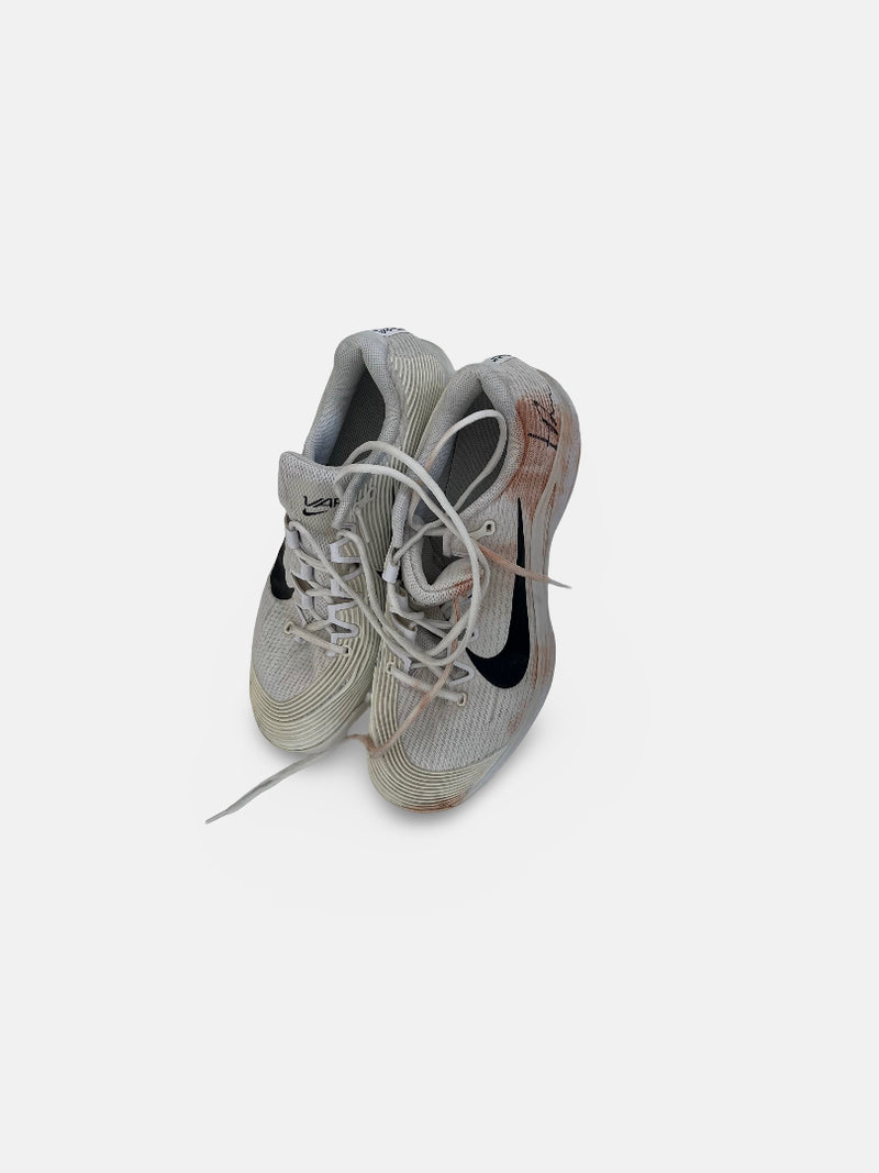 Signed hard court shoes