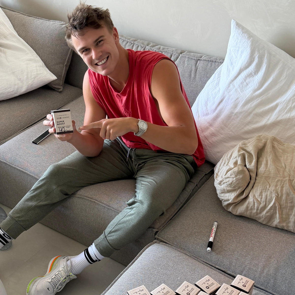 1000 MGO Manuka Honey | Holger Rune x HVNR Health. Limited edition 🐝 signed