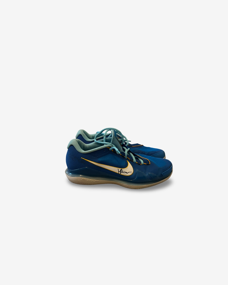 Nike Vapor pro indoor hard, signed used a lot