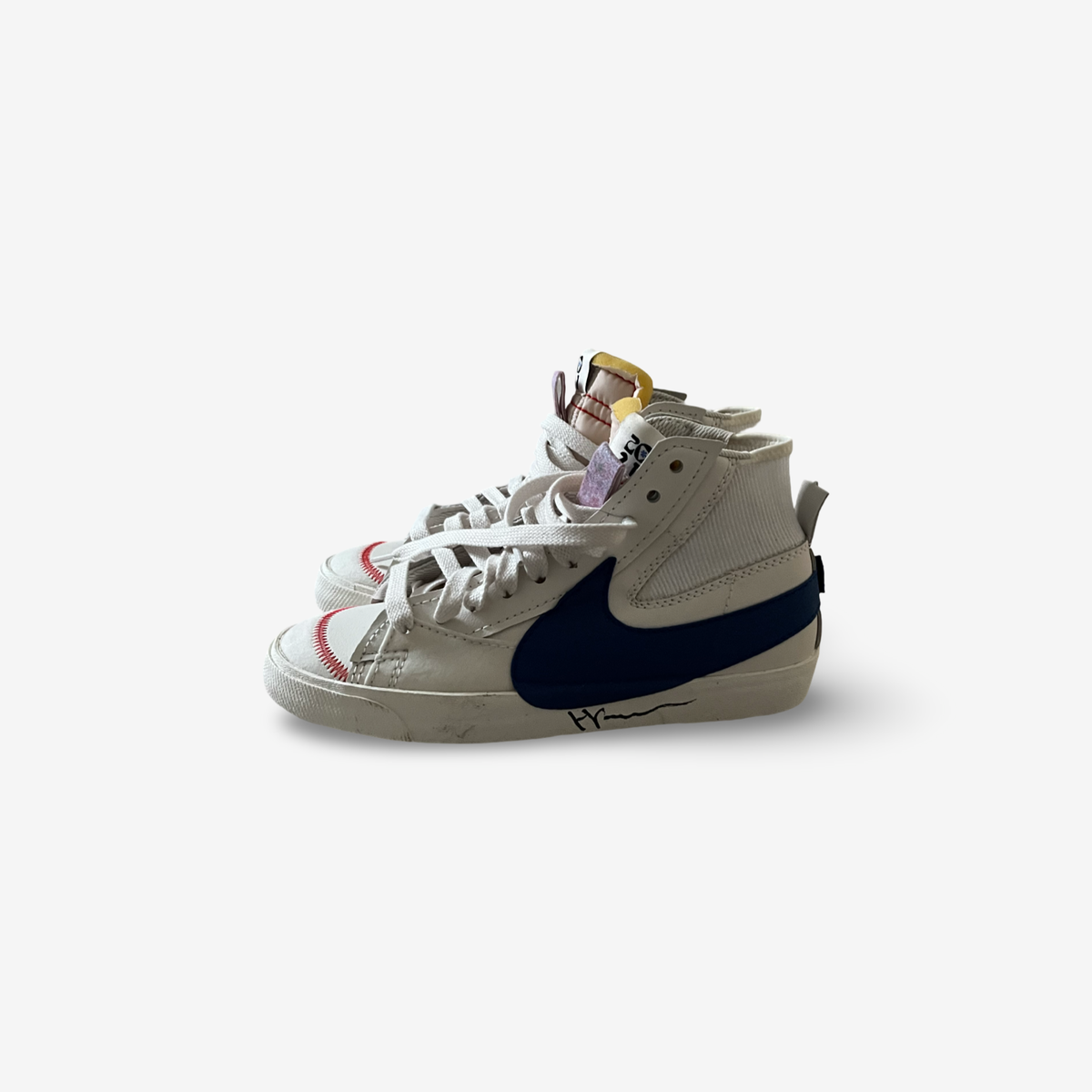 Basket sneakers white/blue logo, signed