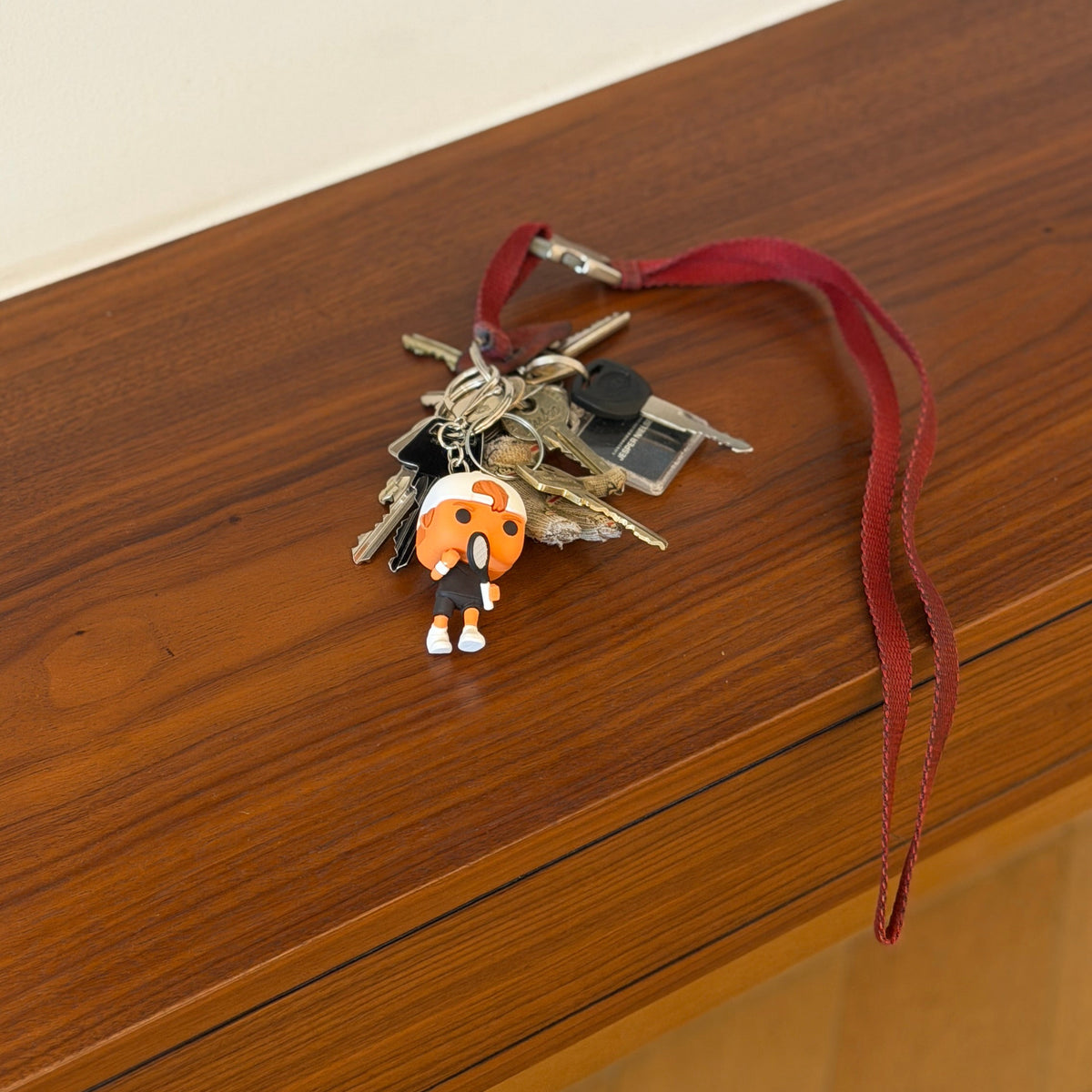 Tennis Keychain - Bag charm. Tennis figurine and tennisball, HR pop collection