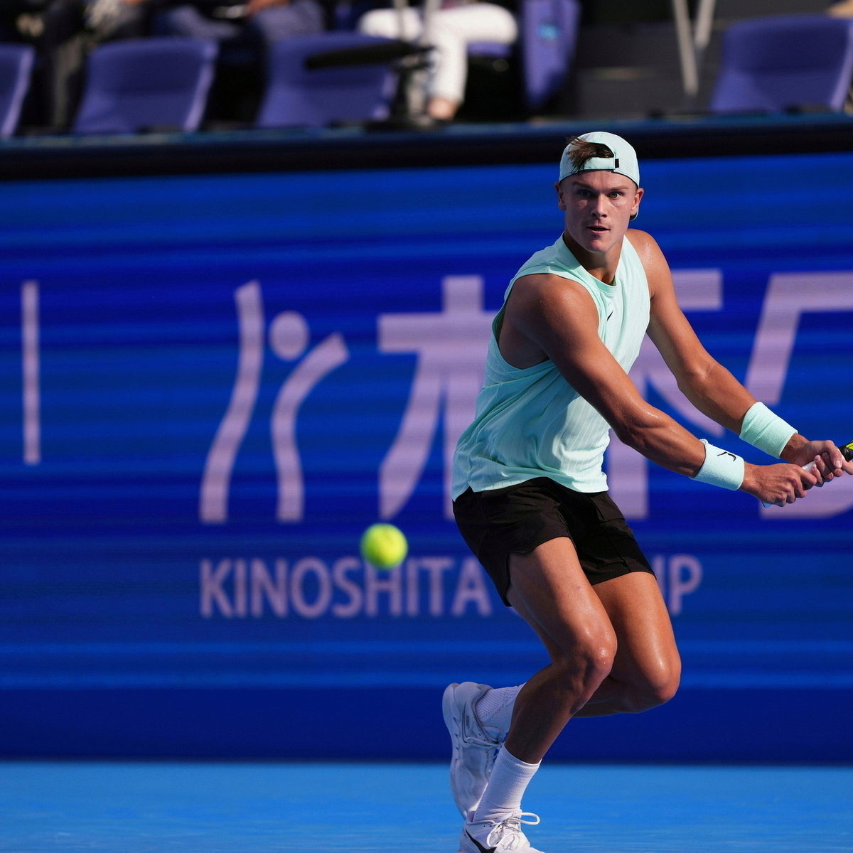 Signed match outfit mint green sleeveless Shirt + brown shorts