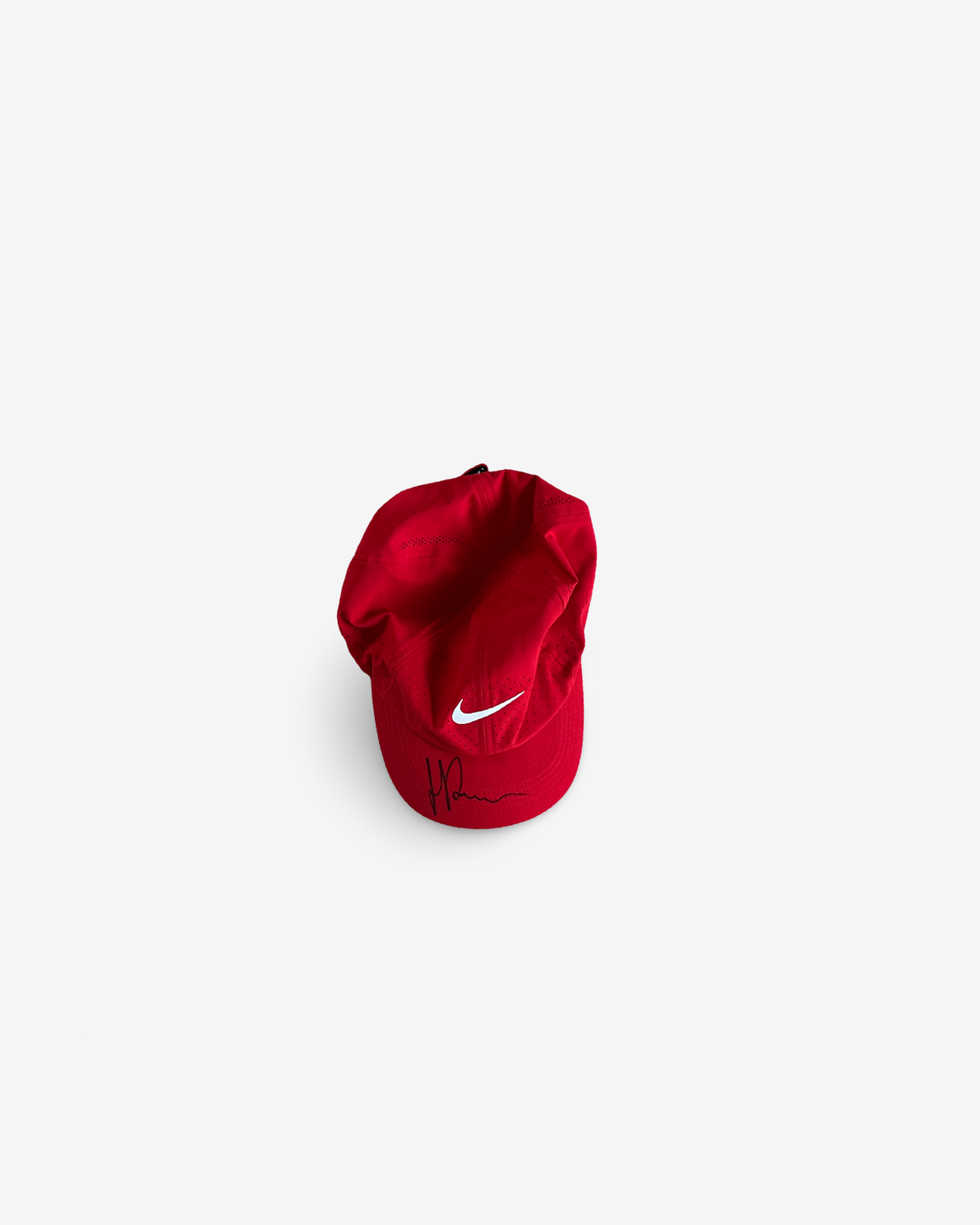 Red Davis Cup cap, signed
