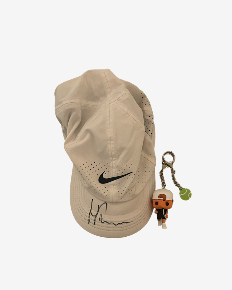 Signed white cap and Pop Art keychain #9