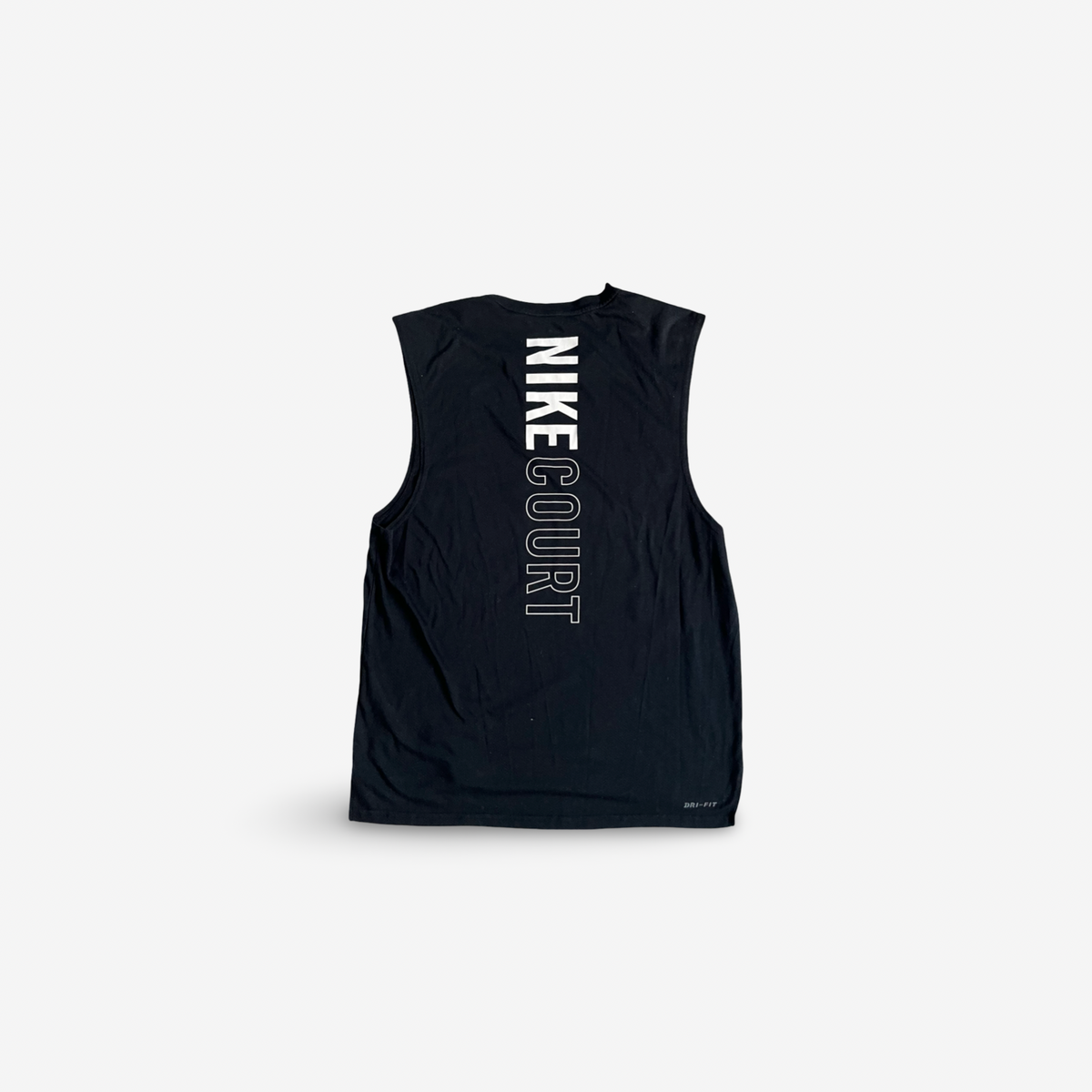 Monochrome Nike court sleeveless, signed