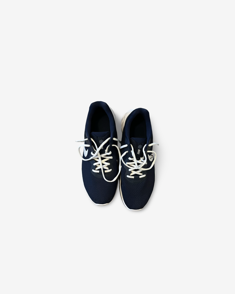 Dark blue runners, signed