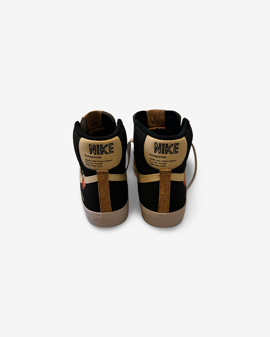 Black Cotten pomgranate sneakers, signed
