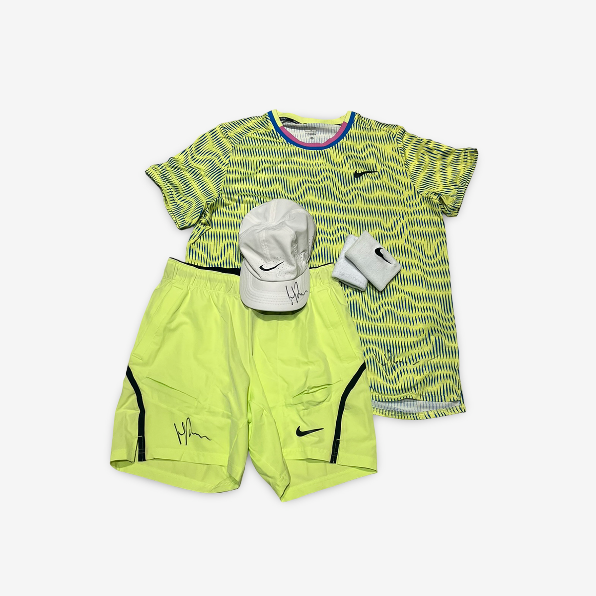 Signed and match worn at Indian Wells, Neon pattern complete match outfit