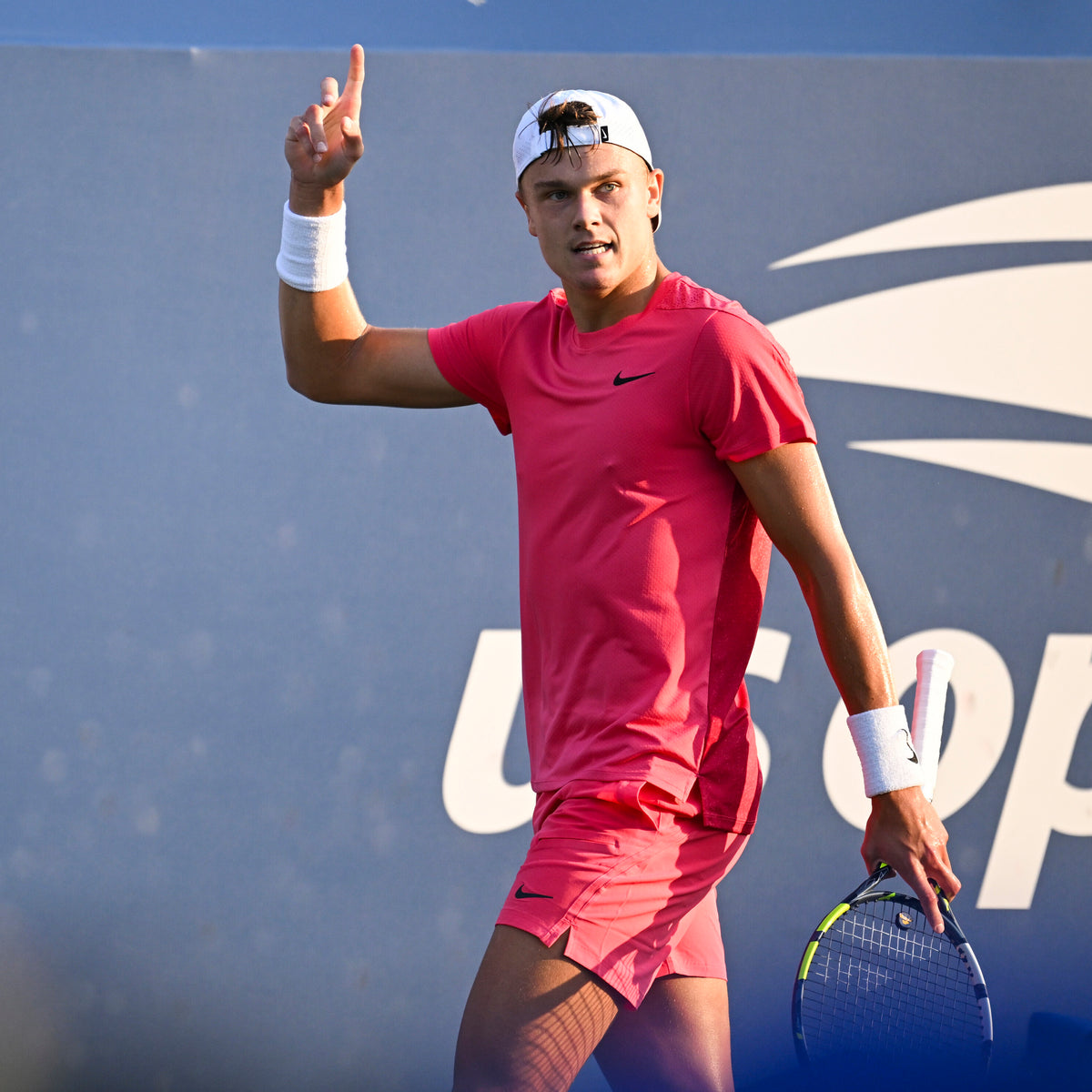 Signed iconic UsOpen match outfit