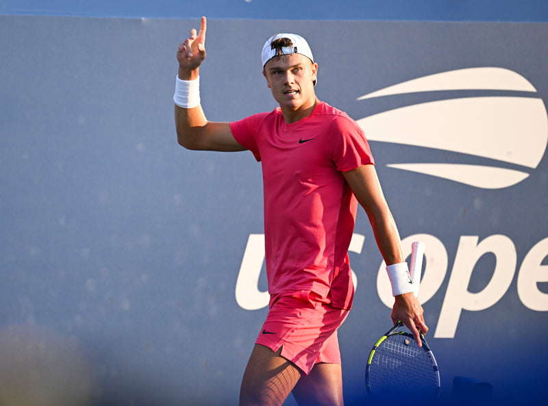Signed iconic UsOpen match outfit