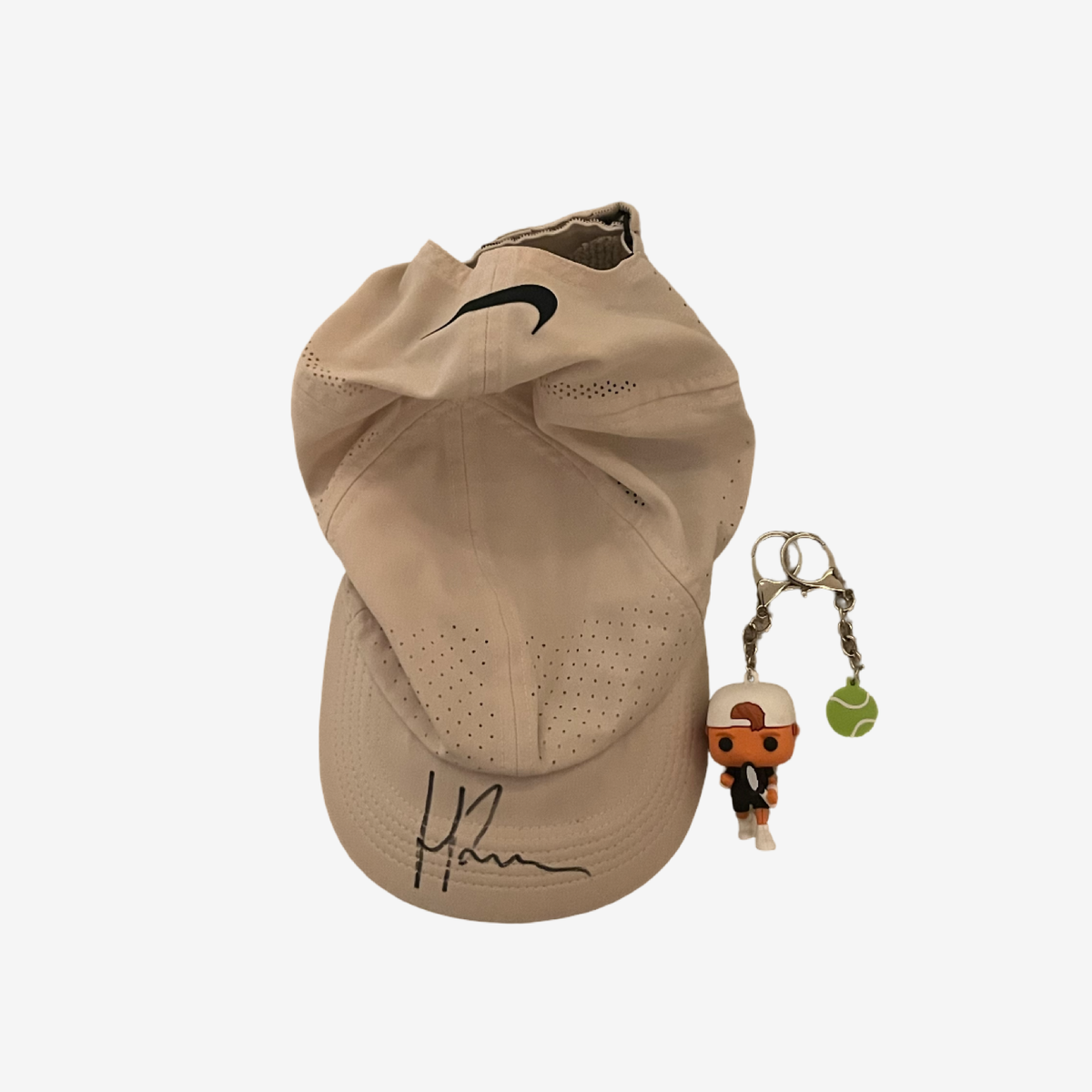 Signed white cap and Pop Art keychain #6