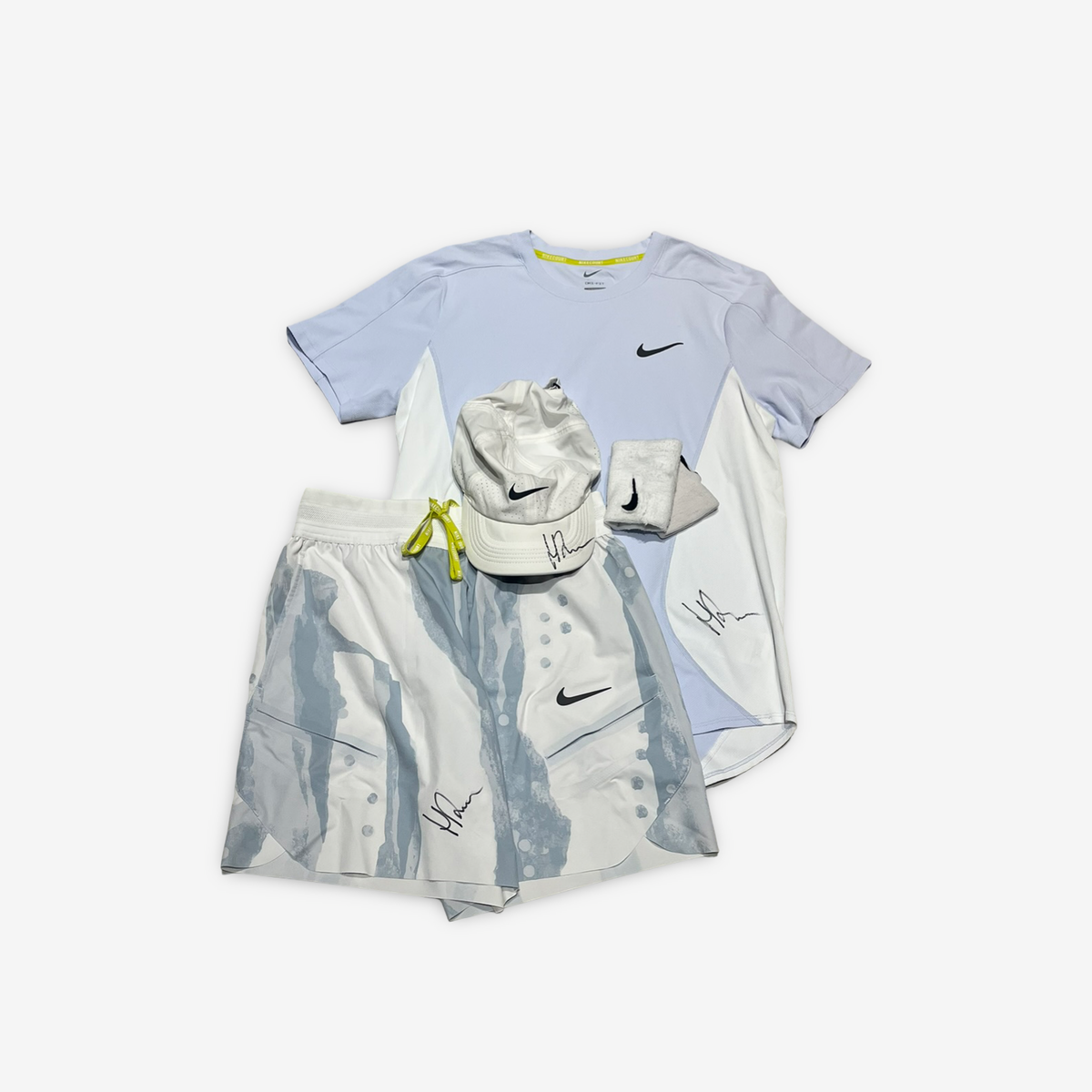 Signed and match worn. Australian Open match outfit