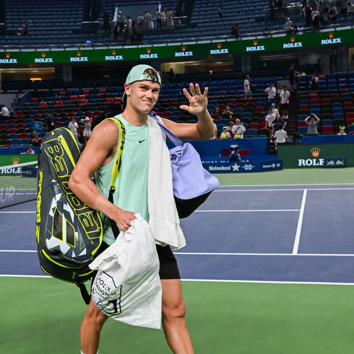 Signed Bag, soft purple, used at several tournaments