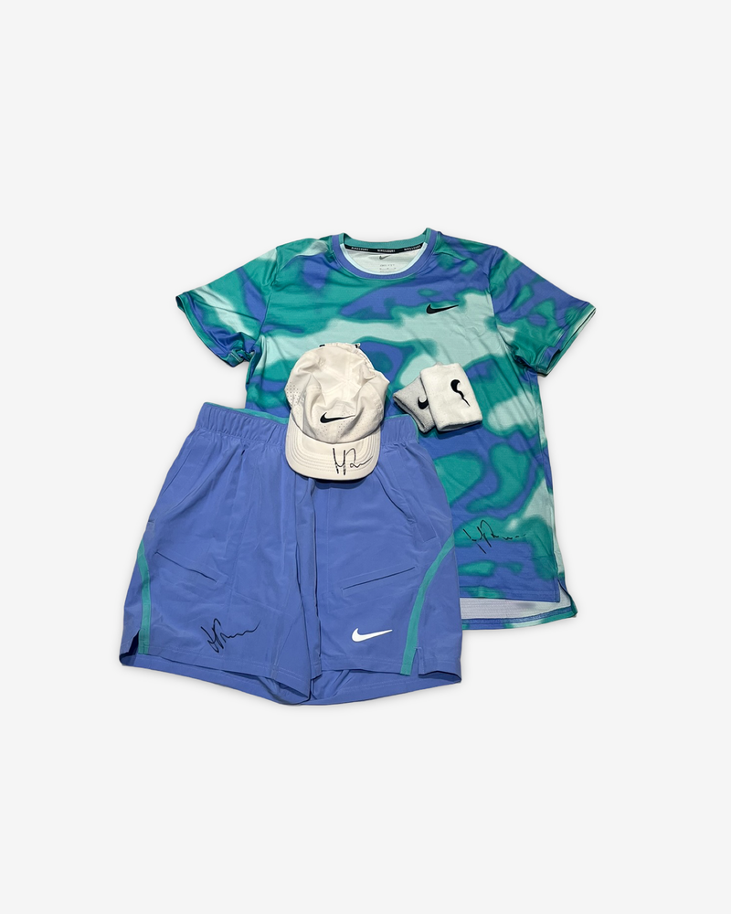 Signed and practice worn. Blue pattern complete outfit