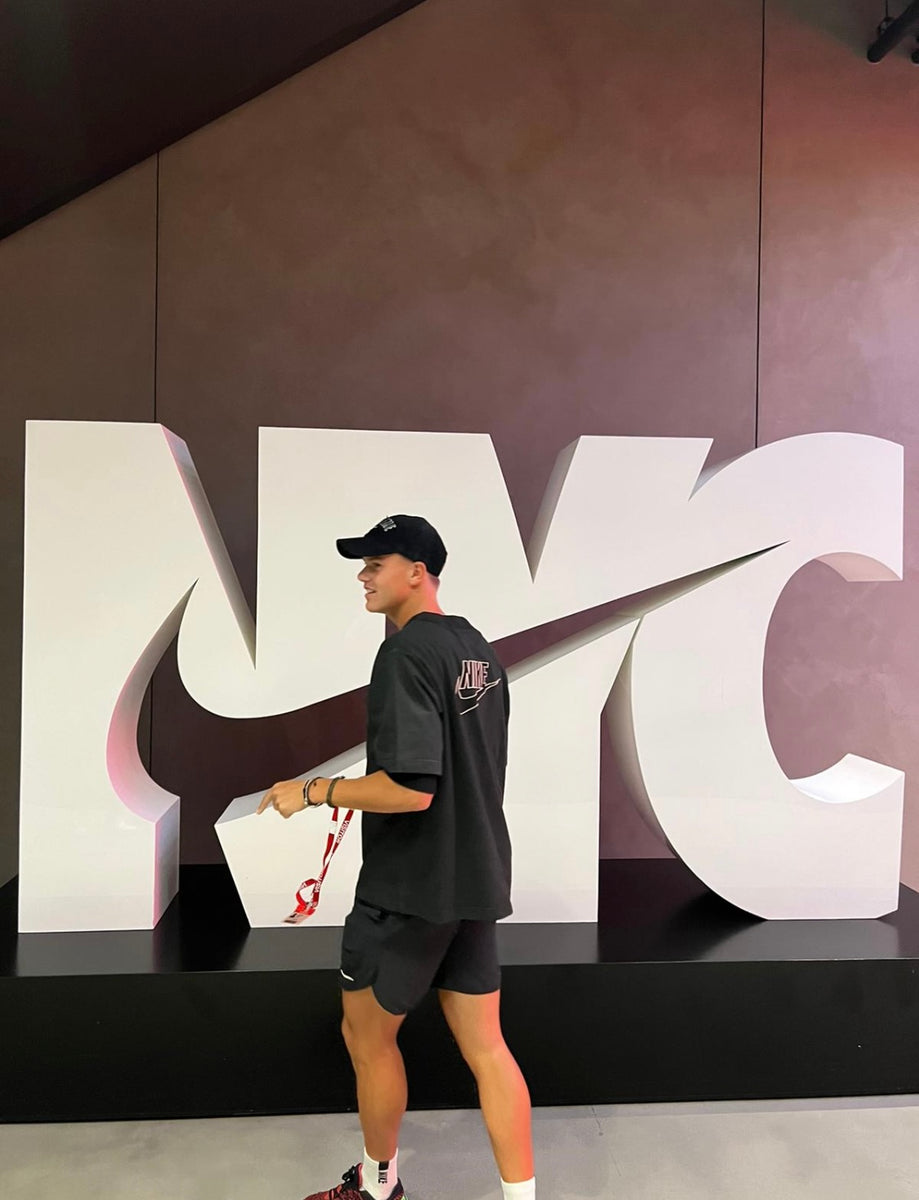 Black top with logo in the back , UsOpen collection, signed