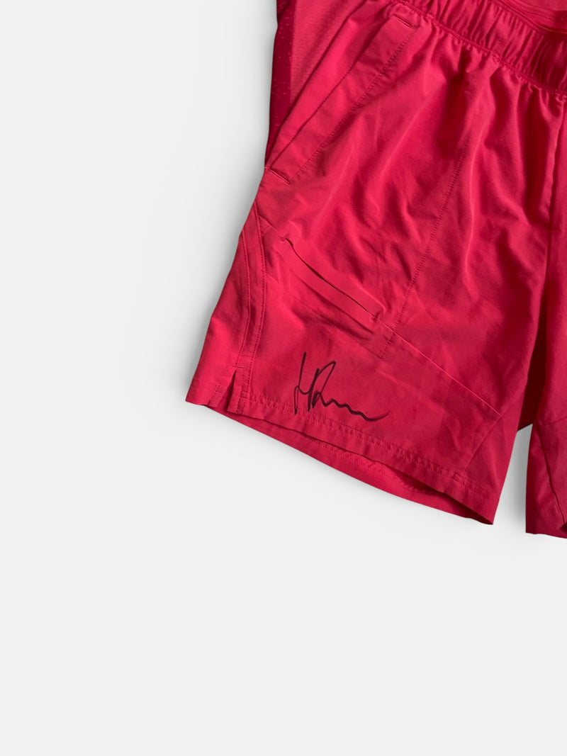 Signed iconic UsOpen match outfit