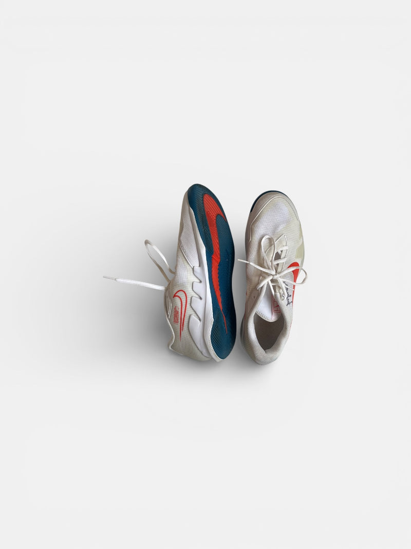 Signed and match used tennis shoes rare Vapor Pro