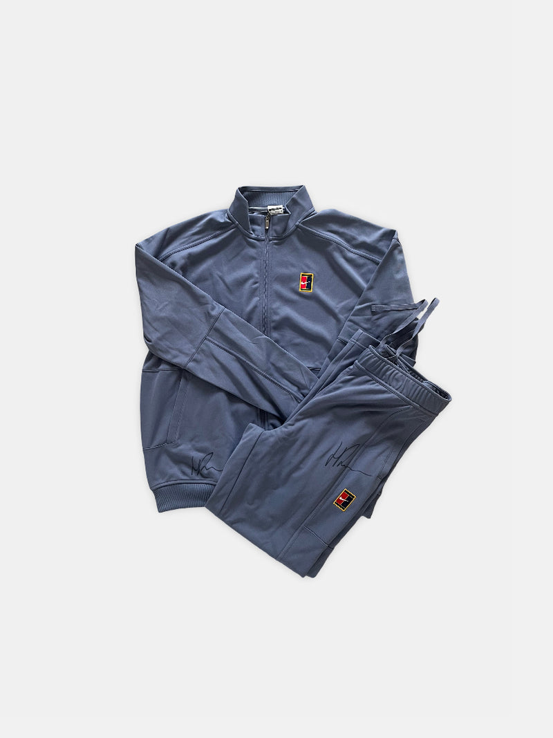 Signed Nike tracksuit Blue-Purple