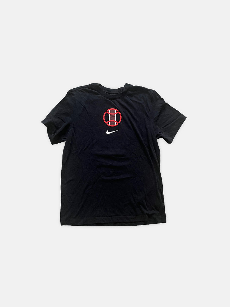 Signed on the back. Nike Practice Shirt #11